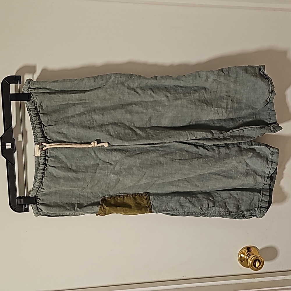 Hemp Knee Length pants with drawstring Size Small Green